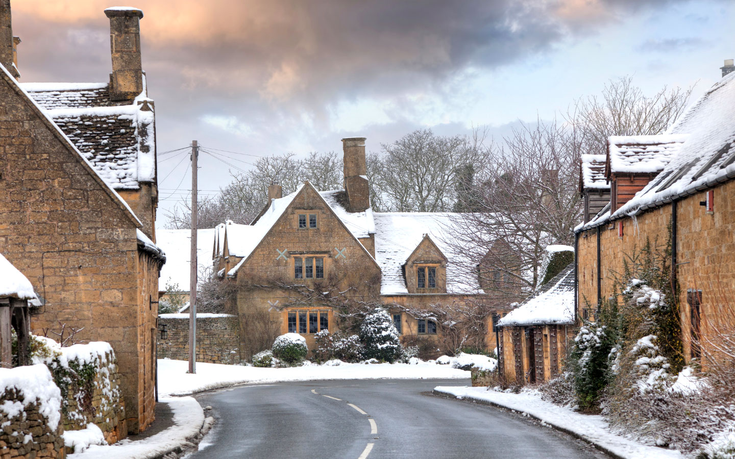 The Cotswolds in the snow