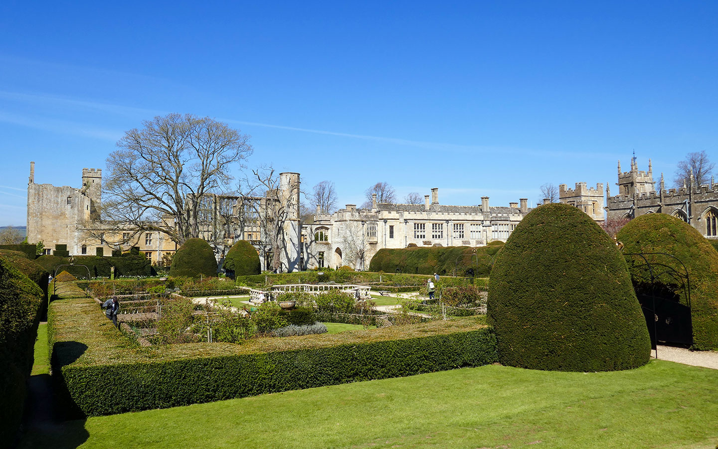 Sudeley Castle and Gardens on the Windrush Walk walk from Bourton-on-the-Water to Winchcombe