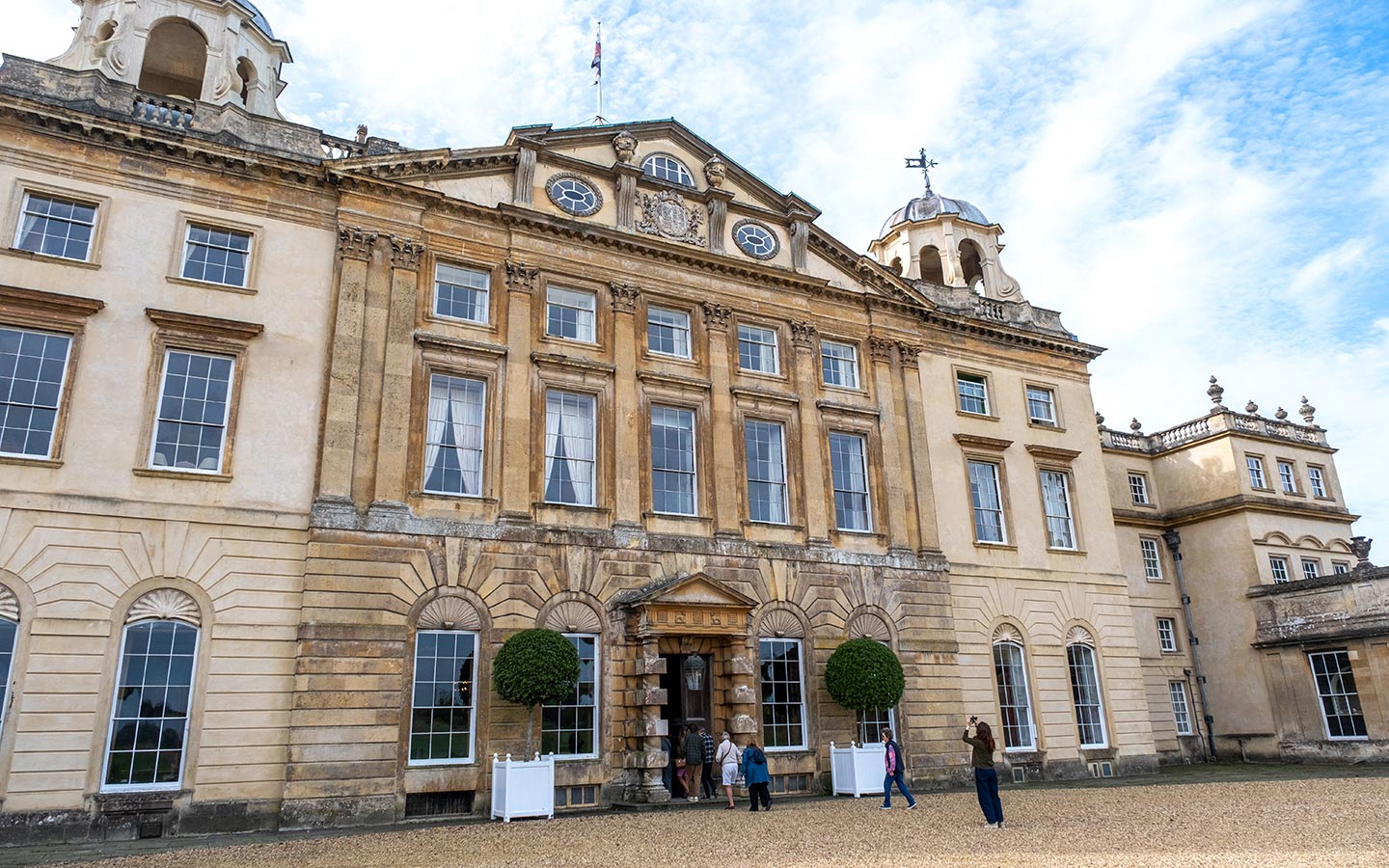 Badminton House as seen on screen in The Gentlemen