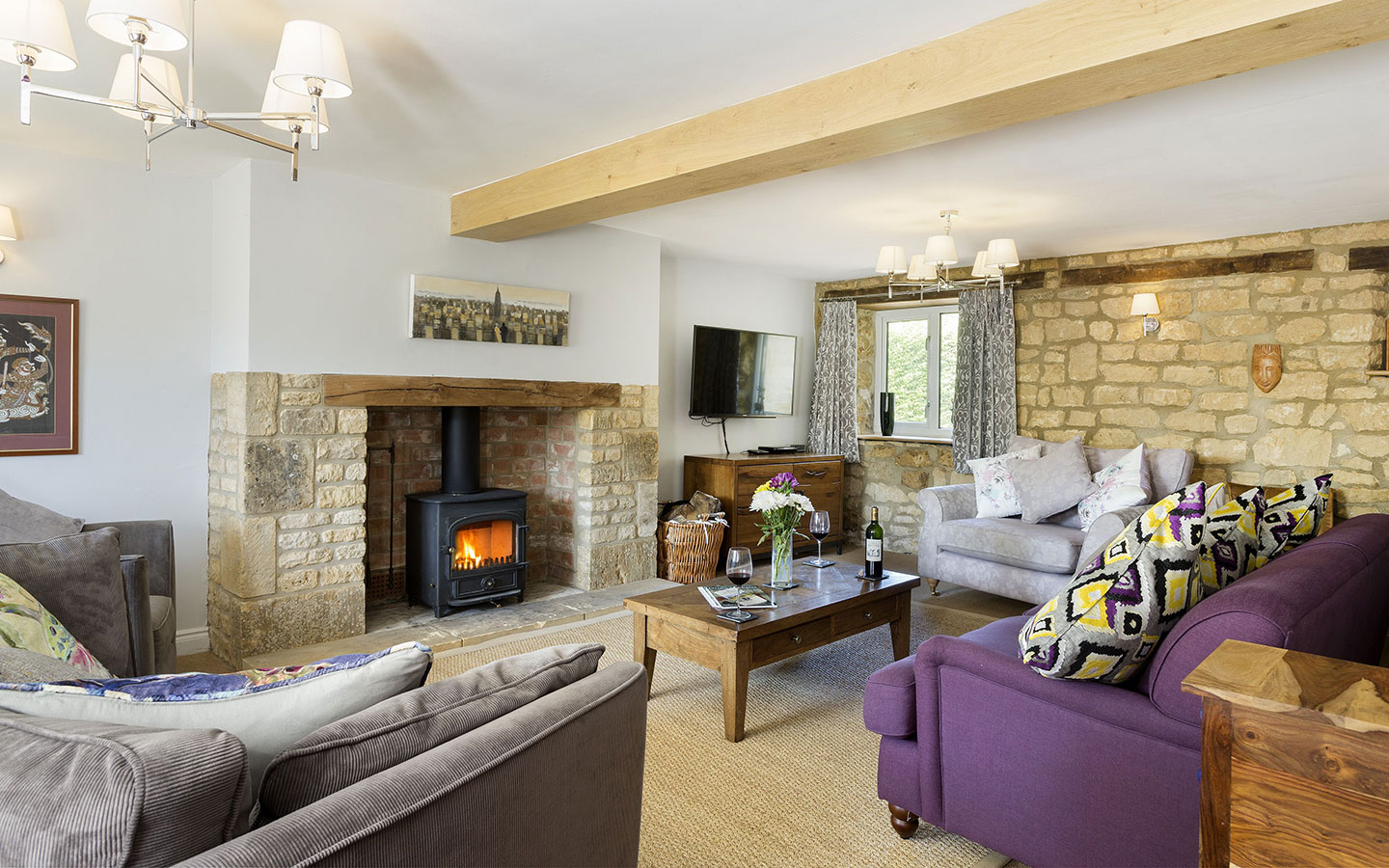 Millstone Cottage – one of the cosy Cotswold cottages with woodburners in Bourton-on-the-Water