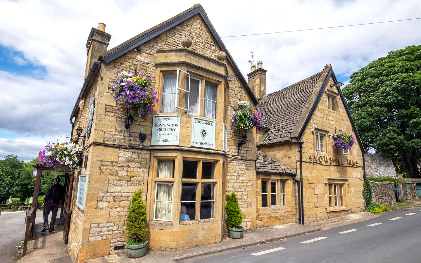 The Snowshill Arms pub in the Cotswolds