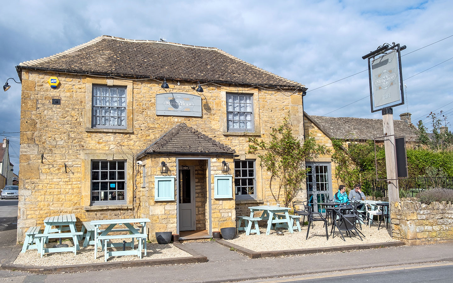 The Mousetrap Inn, one of the best pubs in Bourton-on-the-Water