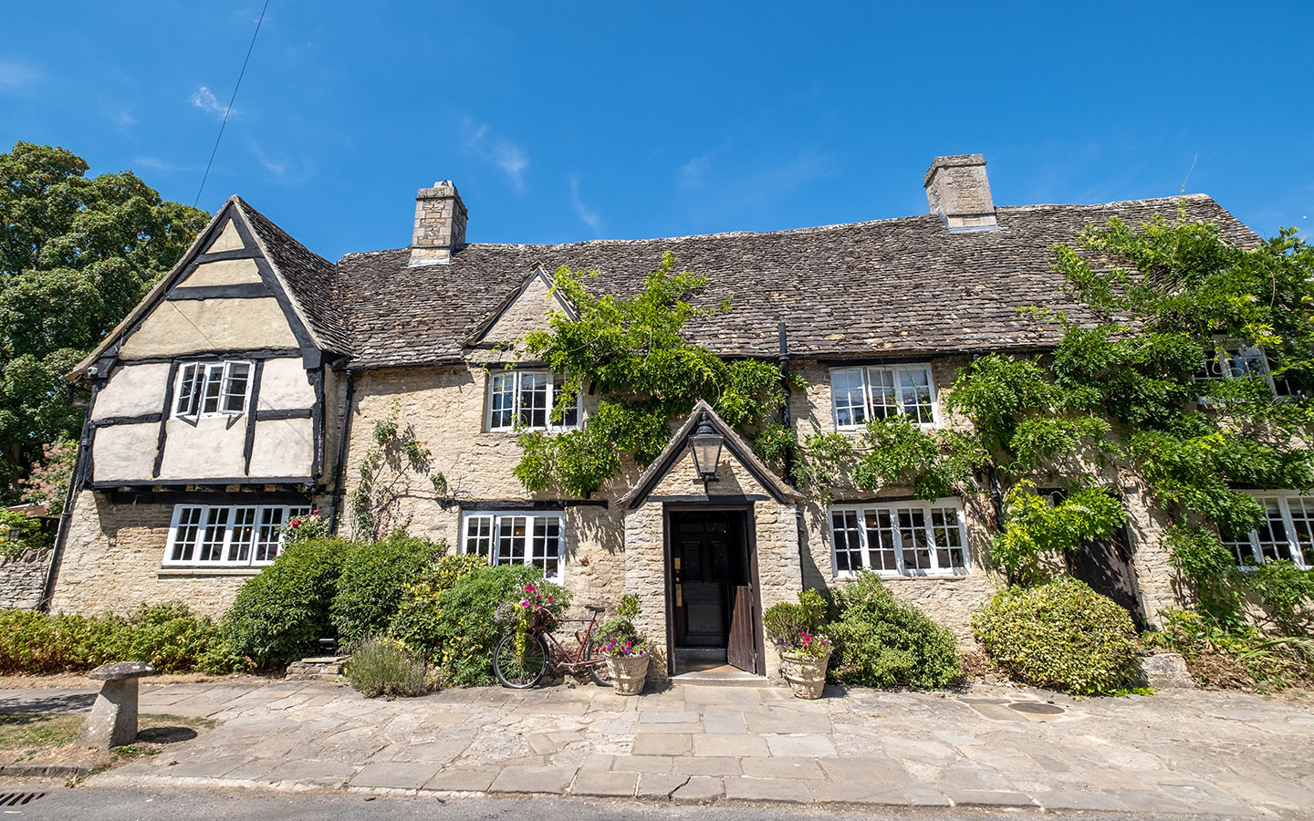 The Old Swan pub in Minster Lovell