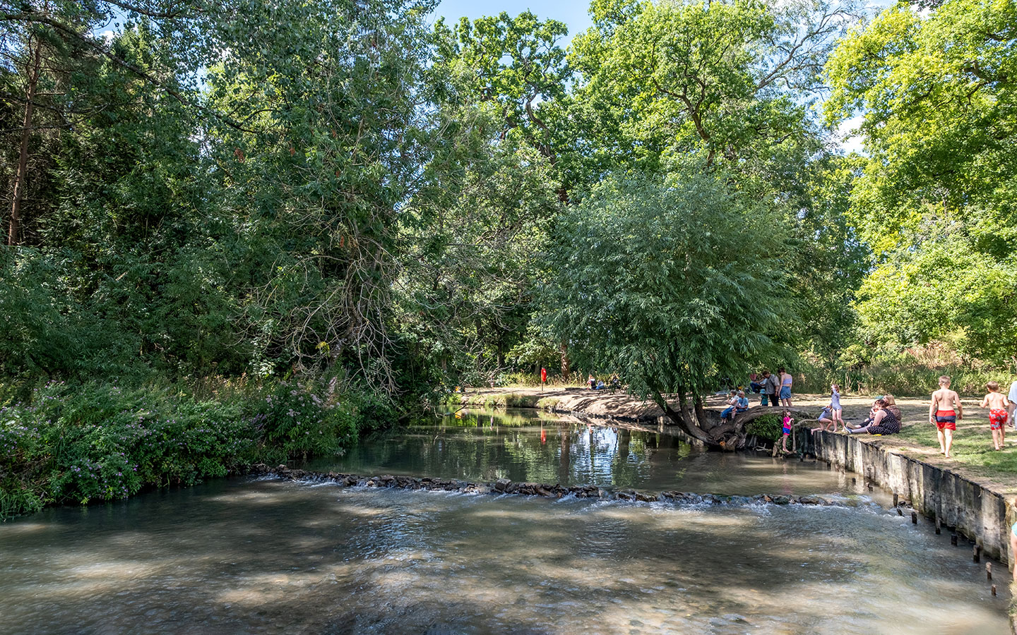 The River Windrush by the ruins on Minster Lovell Hall