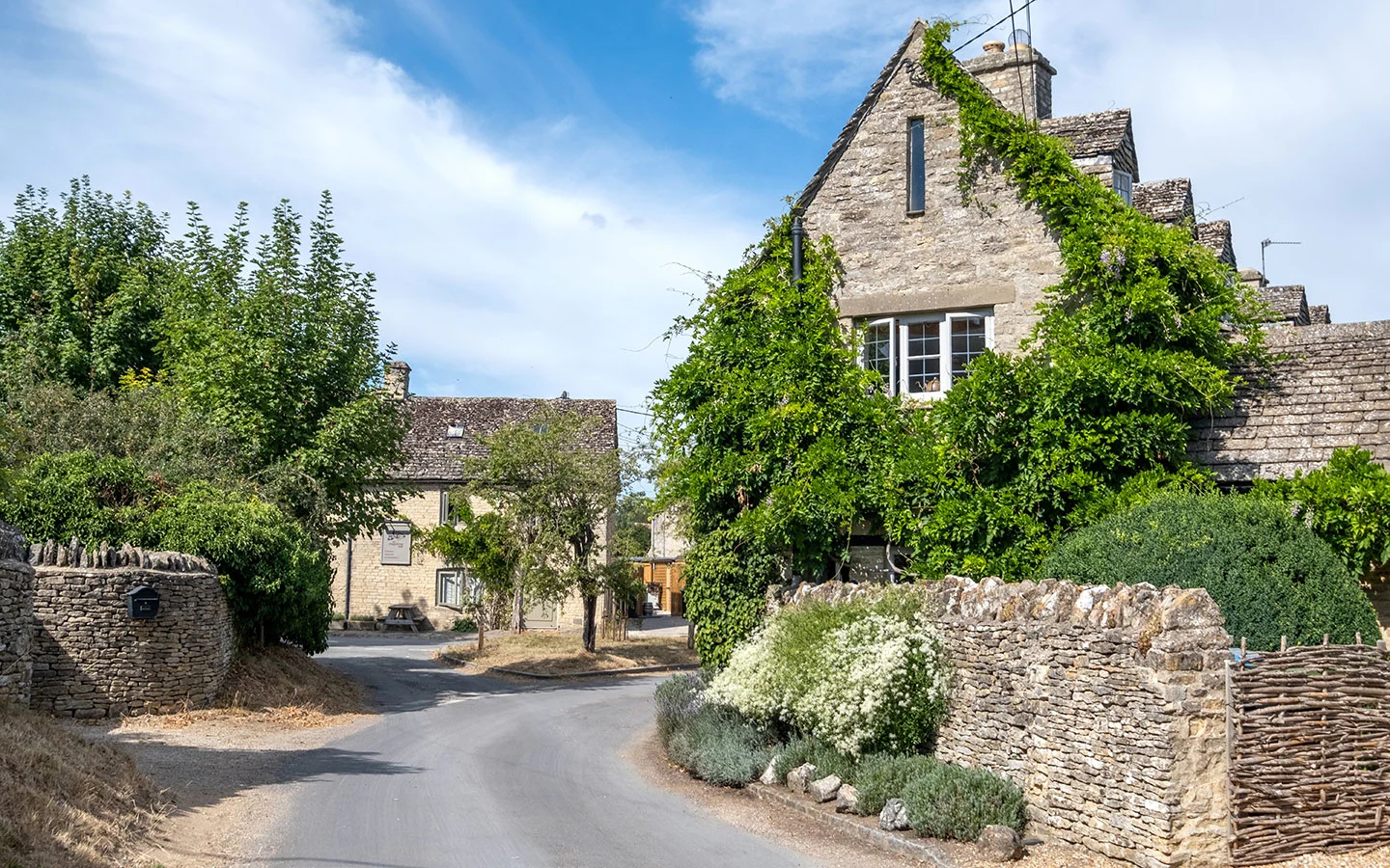 Asthall village in the Cotswolds