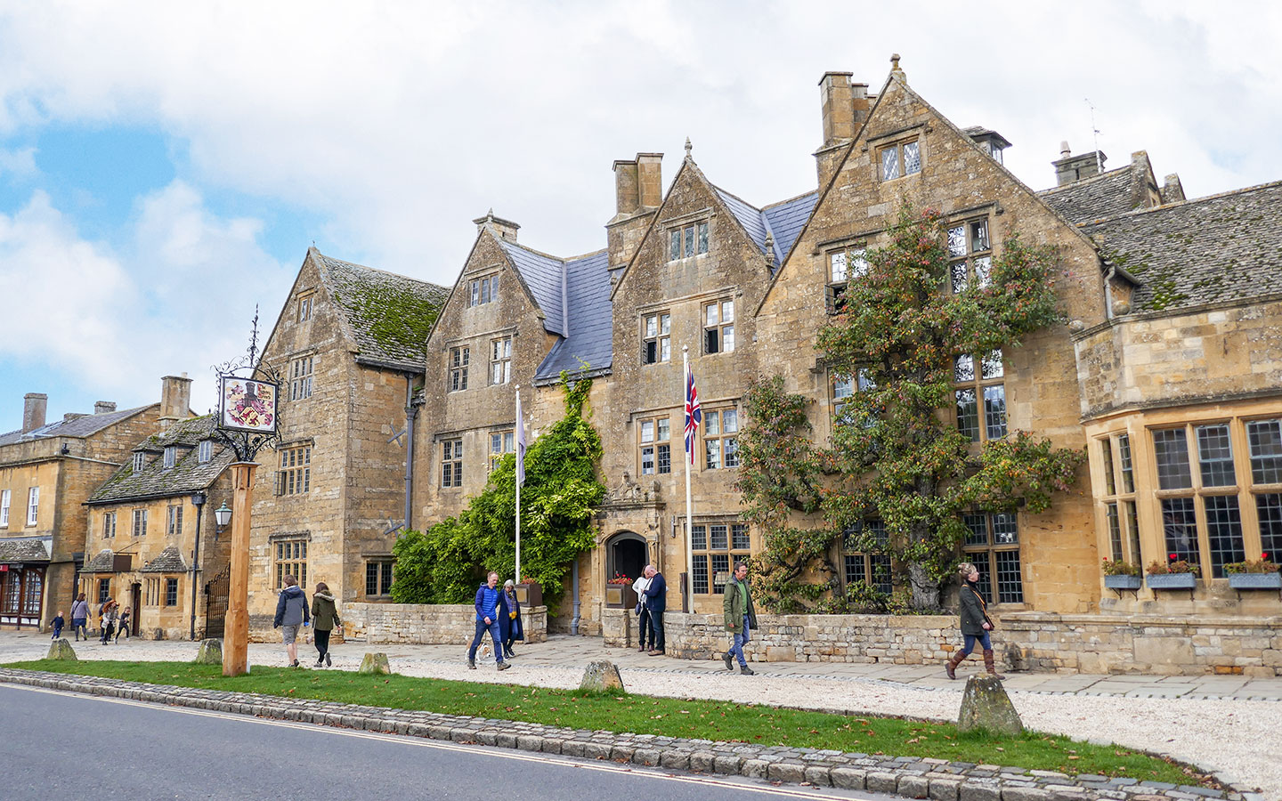 The Lygon Arms hotel in Broadway