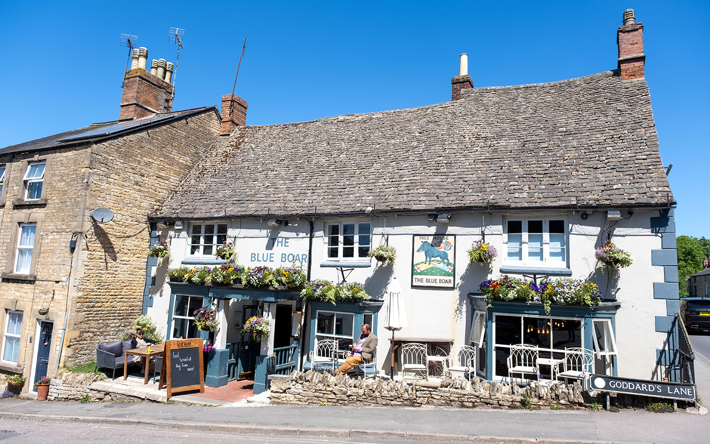 The Blue Boar pub in Chipping Norton on day trips from Cheltenham to Cotswolds