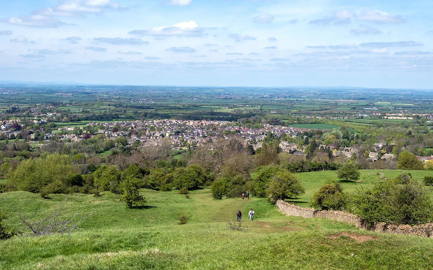 Views down to Broadway on the walk from the village to the Broadway Tower