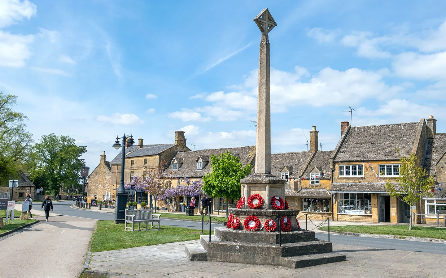 Broadway war memorial