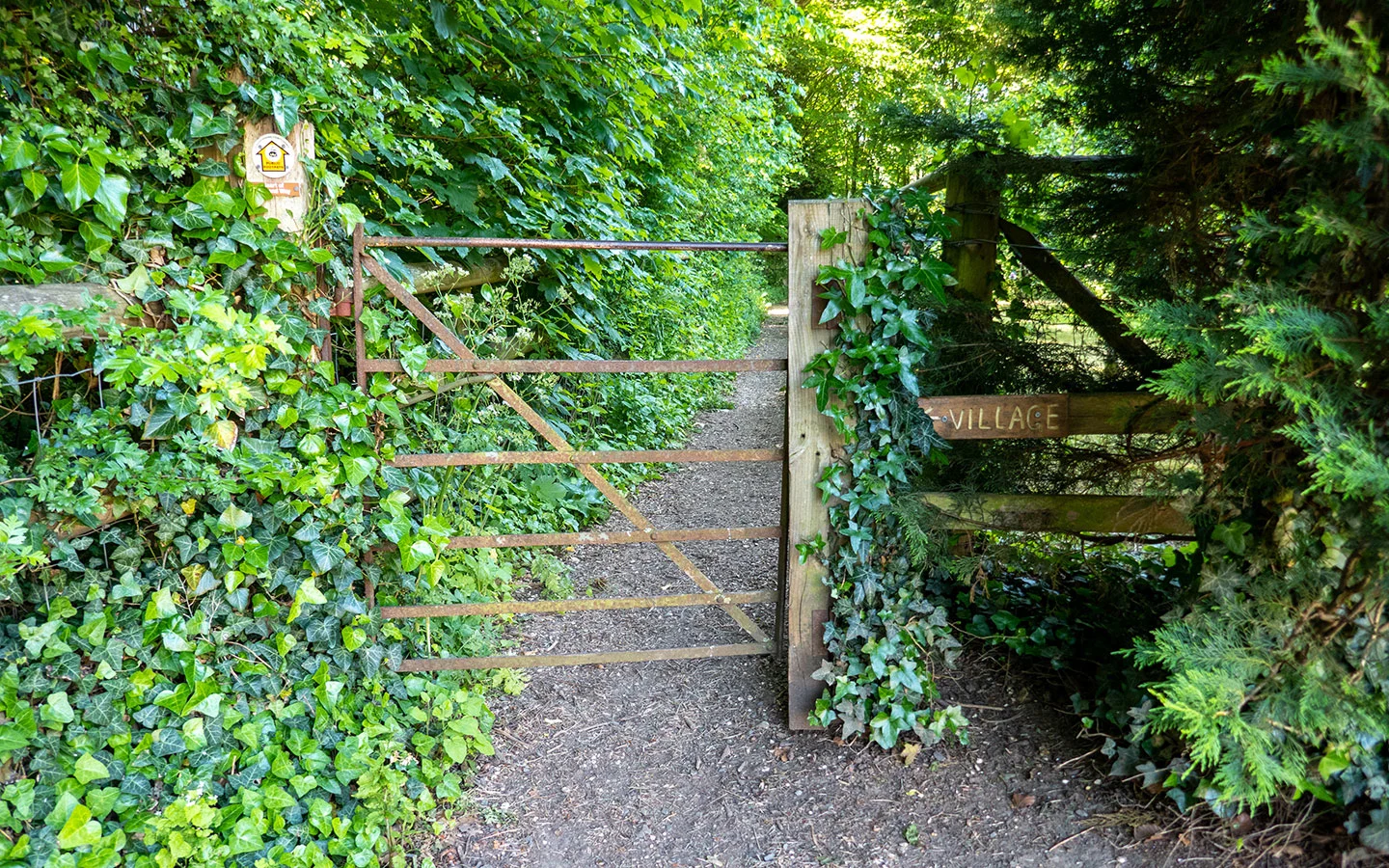 Gate and path to Lower Slaughter