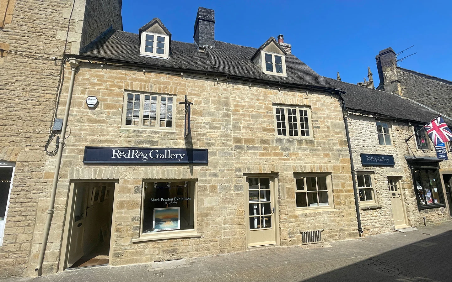 Red Rag art gallery in Stow-on-the--Wold