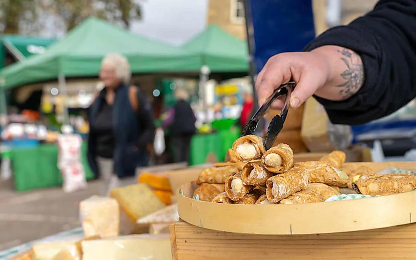 Street food stall at Chipping Norton Charter Market