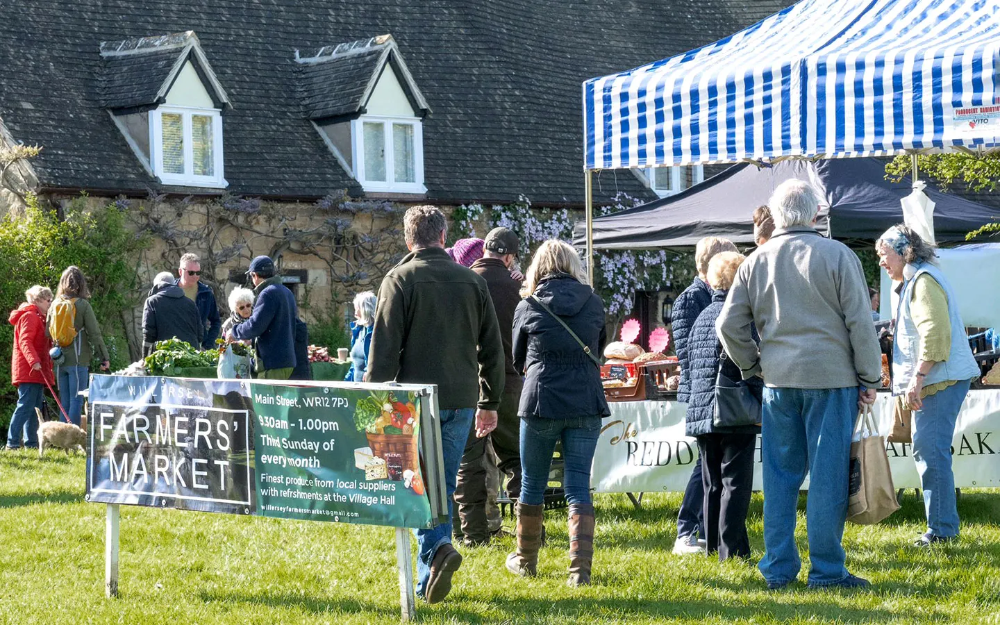 Willsersey farmers' market in the Cotswolds