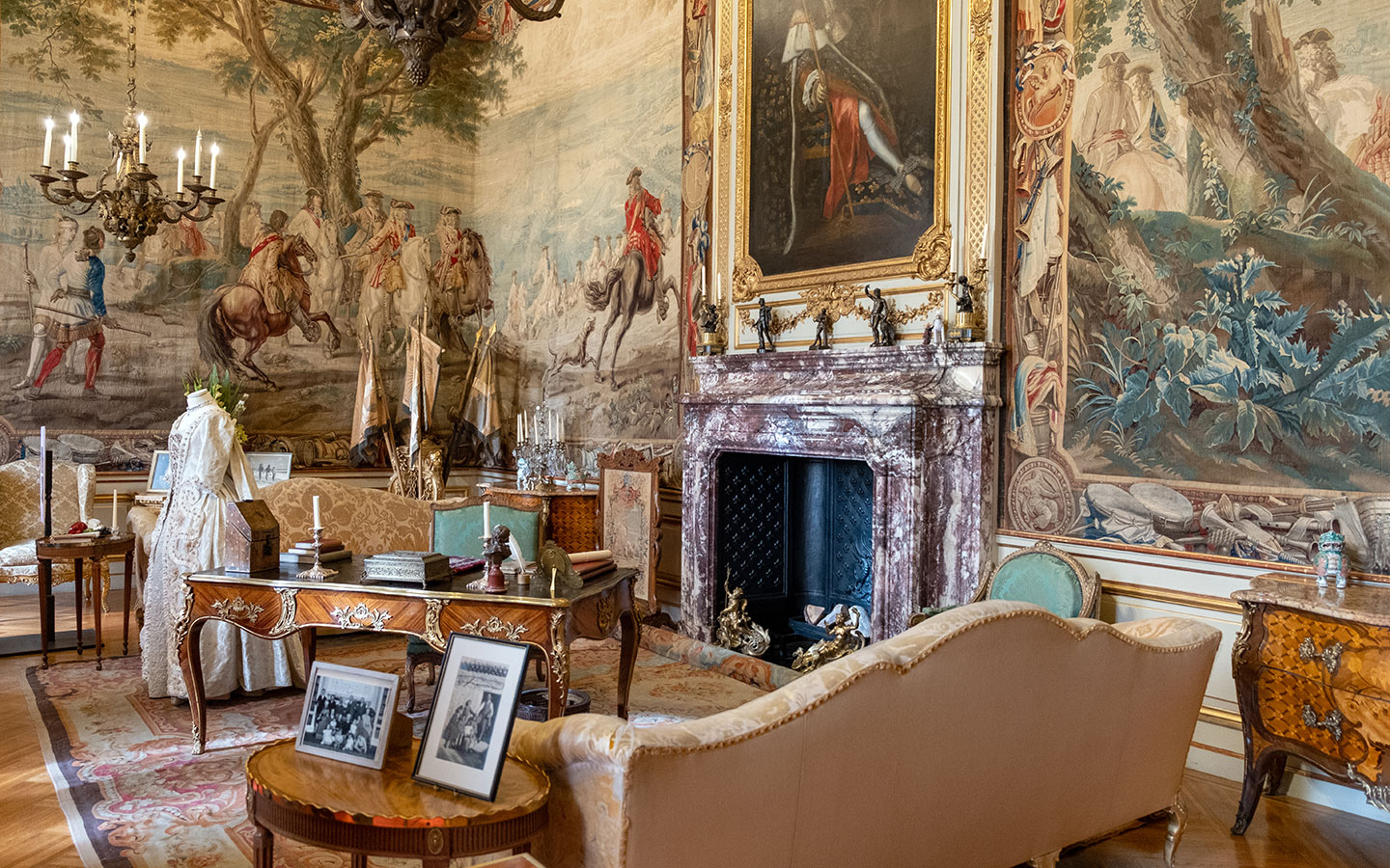 Lavish interiors at Blenheim Palace 
