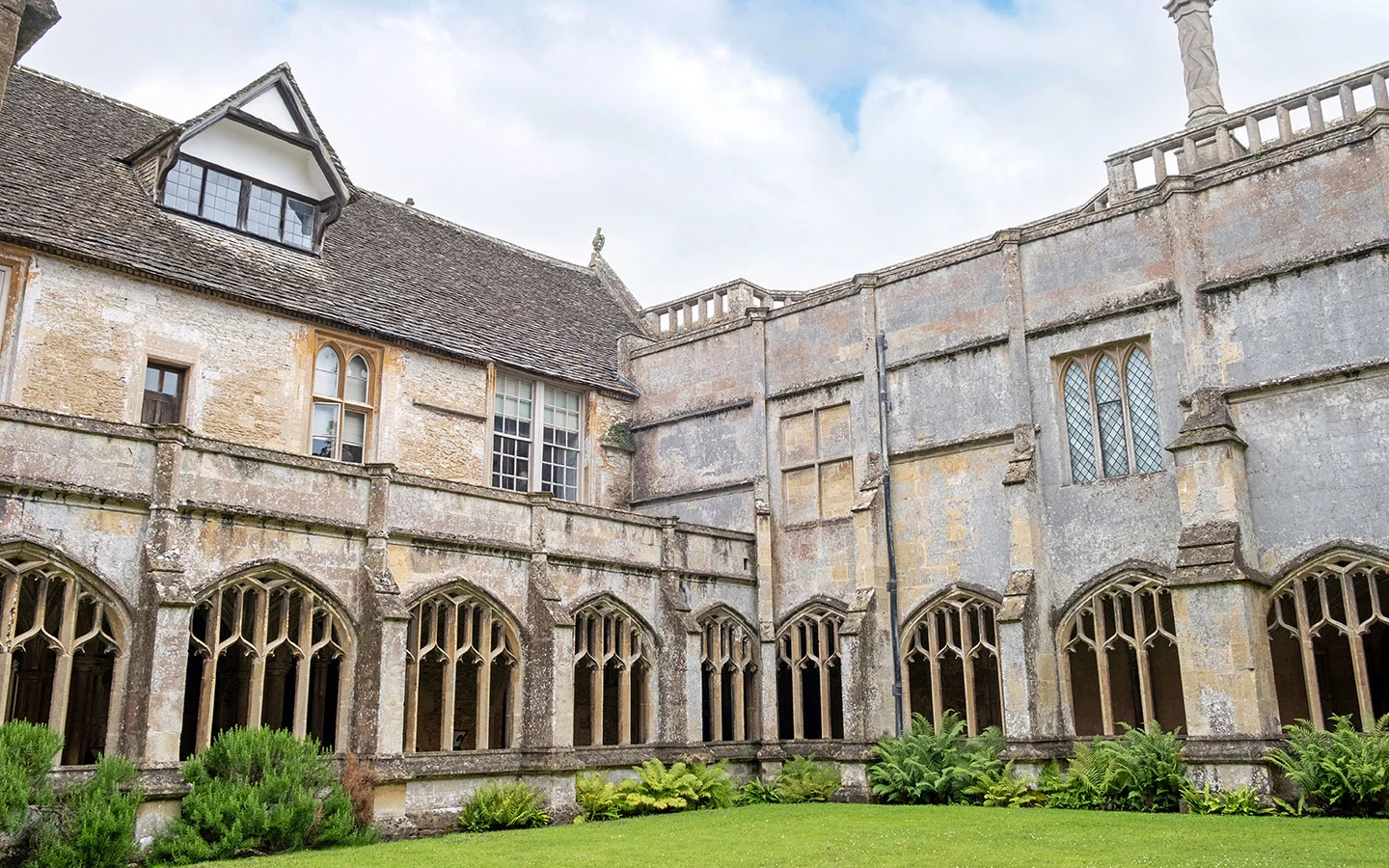 Lacock Abbey – day trip from Bristol to Cotswolds