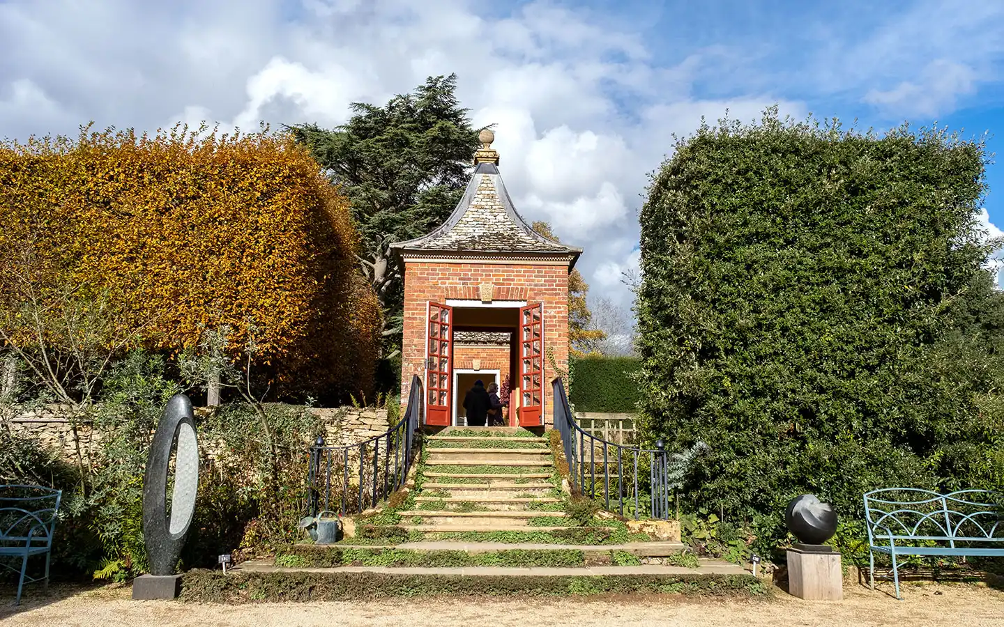 Hidcote Cotswold garden
