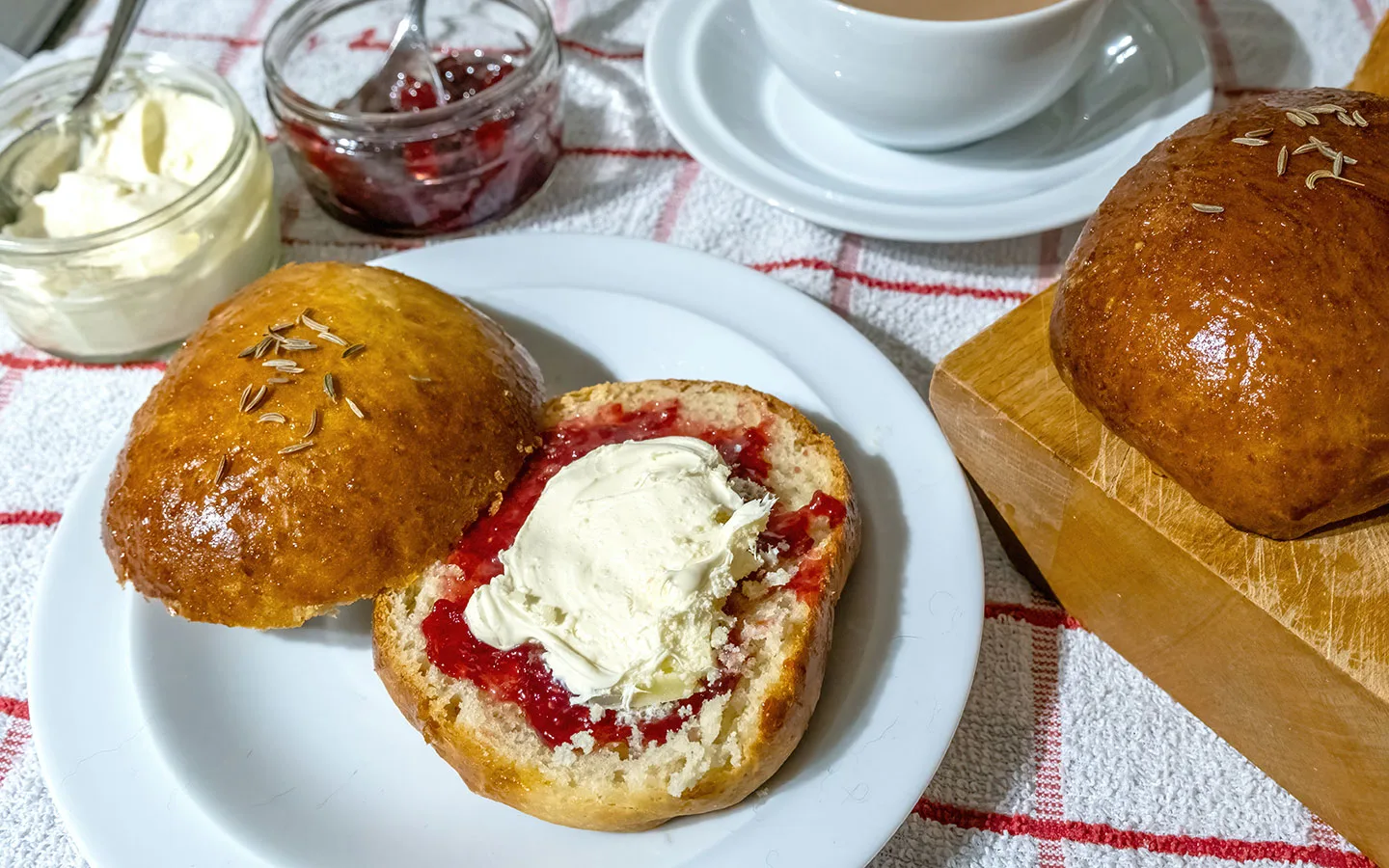 Bath Buns with with jam and clotted cream