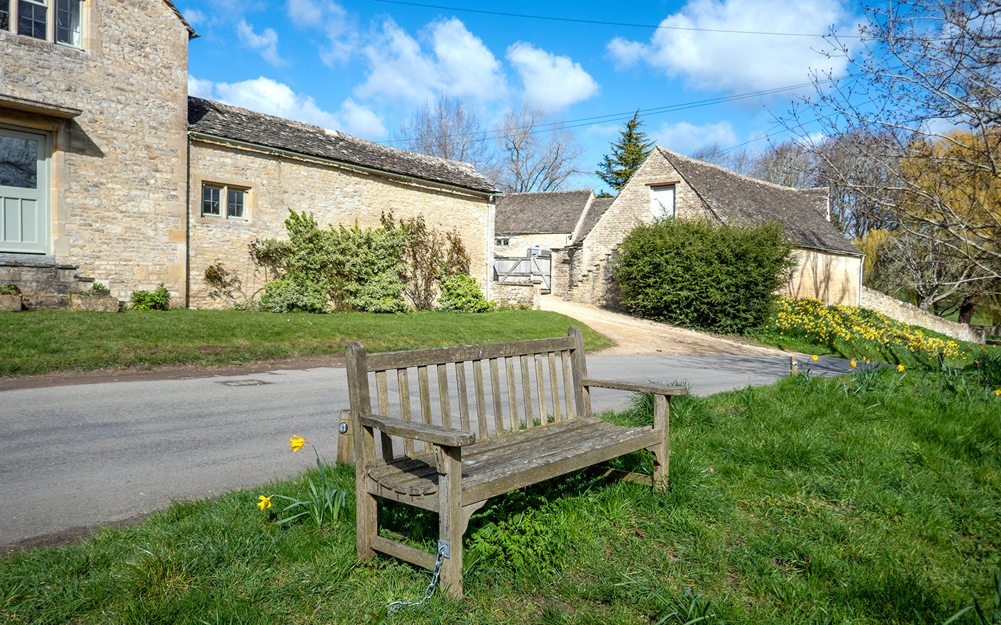 Swinbrook bench